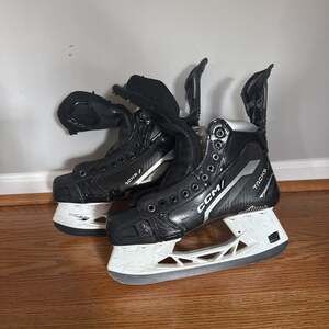 CCM SKATE S22 TACKS VECTOR PLUS INT - ,